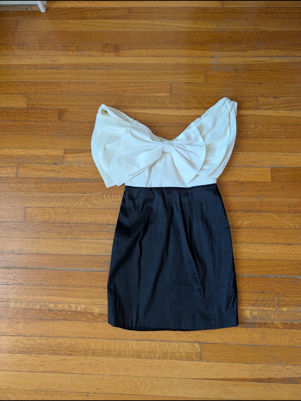 Bardot White Bow-Front Black Mini Dress